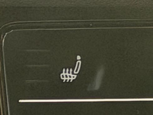 Used 2025 Volkswagen Jetta SE image 21