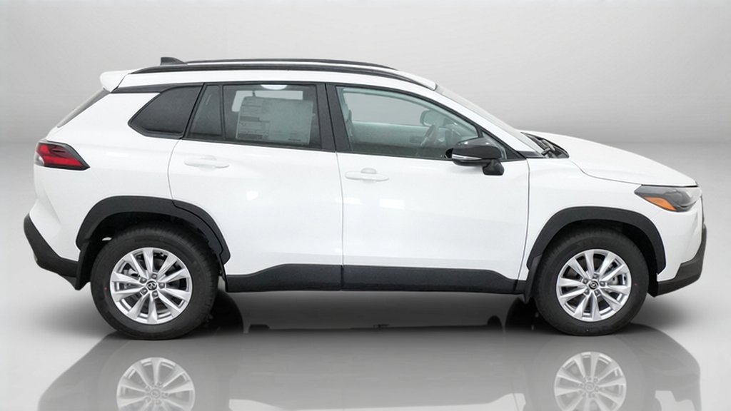New 2026 Toyota Corolla Cross LE FWD image 14