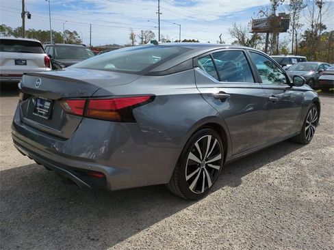 Used 2022 Nissan Altima 2.5 SR image 5