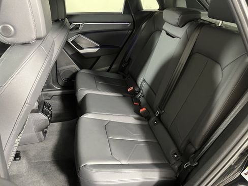 Used 2025 Audi Q3 2.0T Premium Plus w/ Premium Plus Package image 21