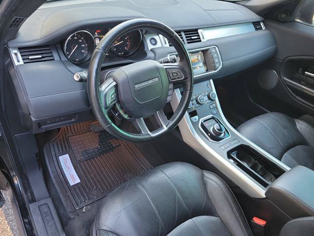Used 2017 Land Rover Range Rover Evoque SE AWD/4WD image 2