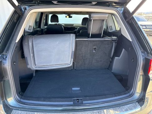 Used 2021 Volkswagen Atlas SEL Premium image 6