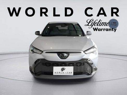 Used 2024 Toyota Corolla Cross AWD Hybrid image 8