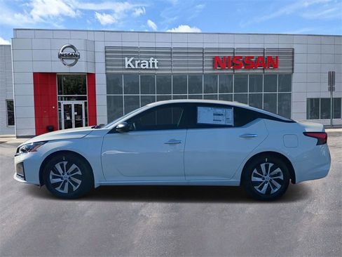 New 2025 Nissan Altima 2.5 S image 6