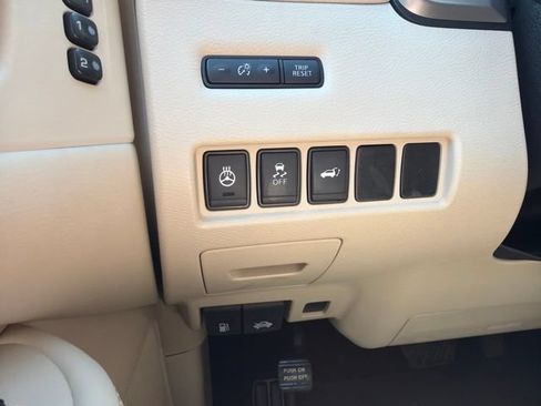 Used 2019 Nissan Murano SL FWD image 12