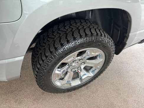 Used 2020 RAM 1500 Big Horn AWD/4WD image 9