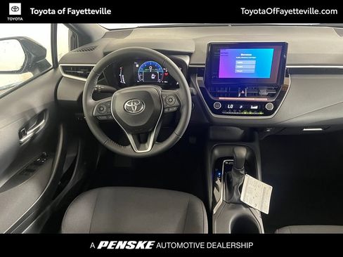 Used 2026 Toyota Corolla SE FWD image 13