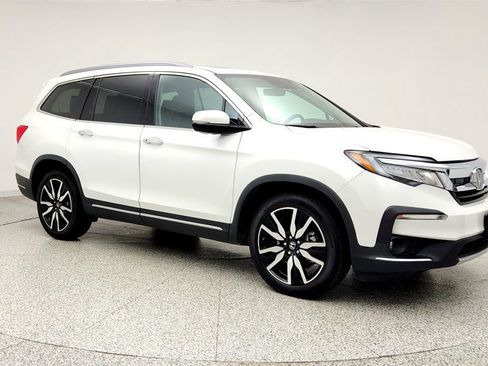 Used 2021 Honda Pilot Touring image 3