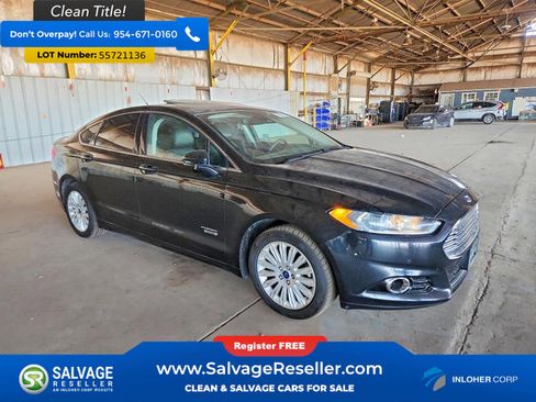 Used 2014 Ford Fusion Energi Titanium w/ Driver Assist Package FWD image 5