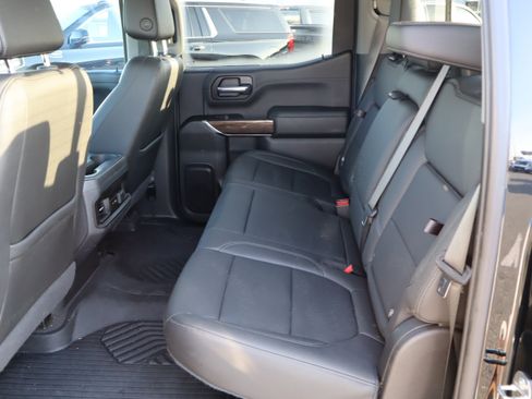 Used 2019 Chevrolet Silverado 1500 LT Trail Boss AWD/4WD image 31