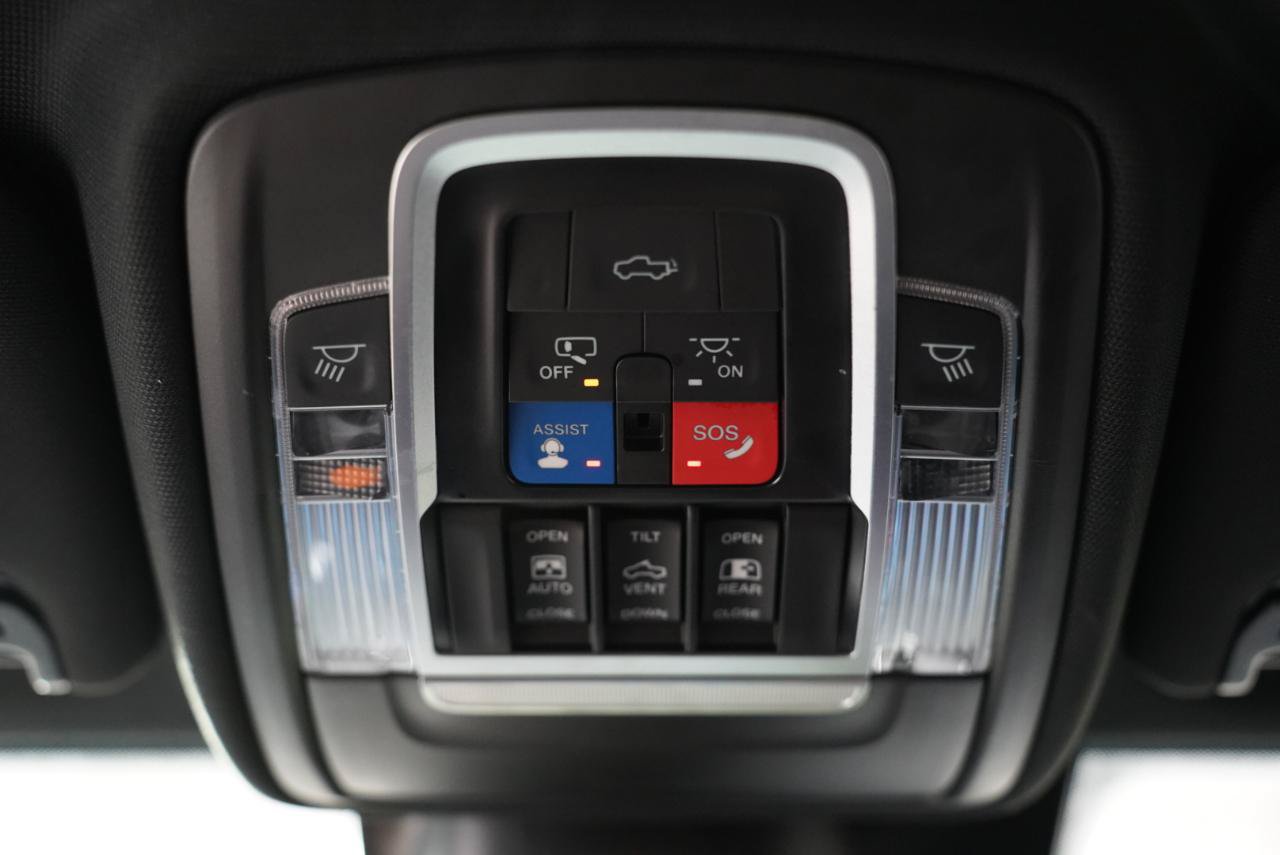 Used 2022 RAM 2500 Limited AWD/4WD image 24
