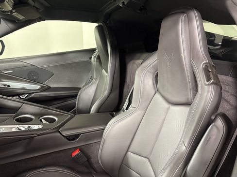 Used 2026 Chevrolet Corvette Stingray Coupe w/ Z51 Performance Package image 19