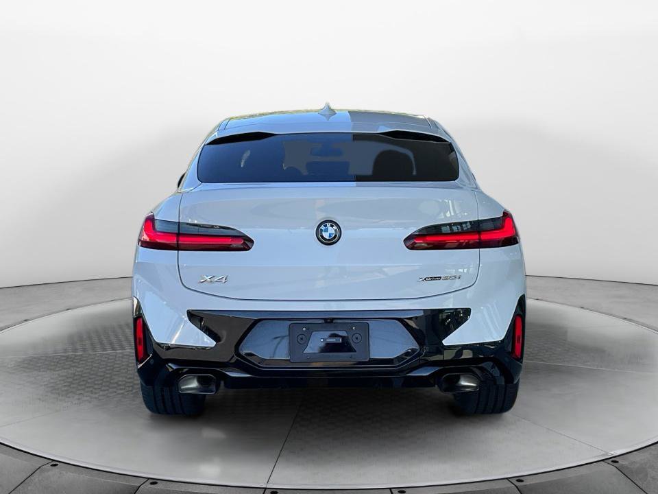 Used 2025 BMW X4 xDrive30i w/ Premium Package AWD/4WD image 6