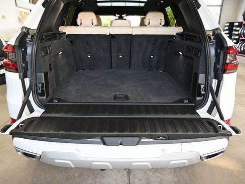 Used 2021 BMW X5 xDrive40i w/ Premium Package image 29