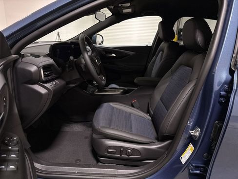 New 2026 Buick Envista Sport Touring w/ Convenience I Package FWD image 19