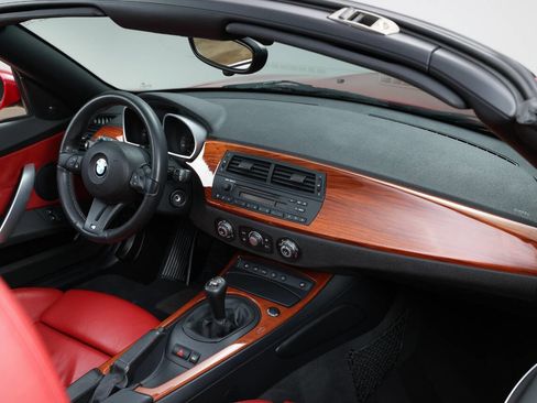 Used 2007 BMW M Roadster image 53