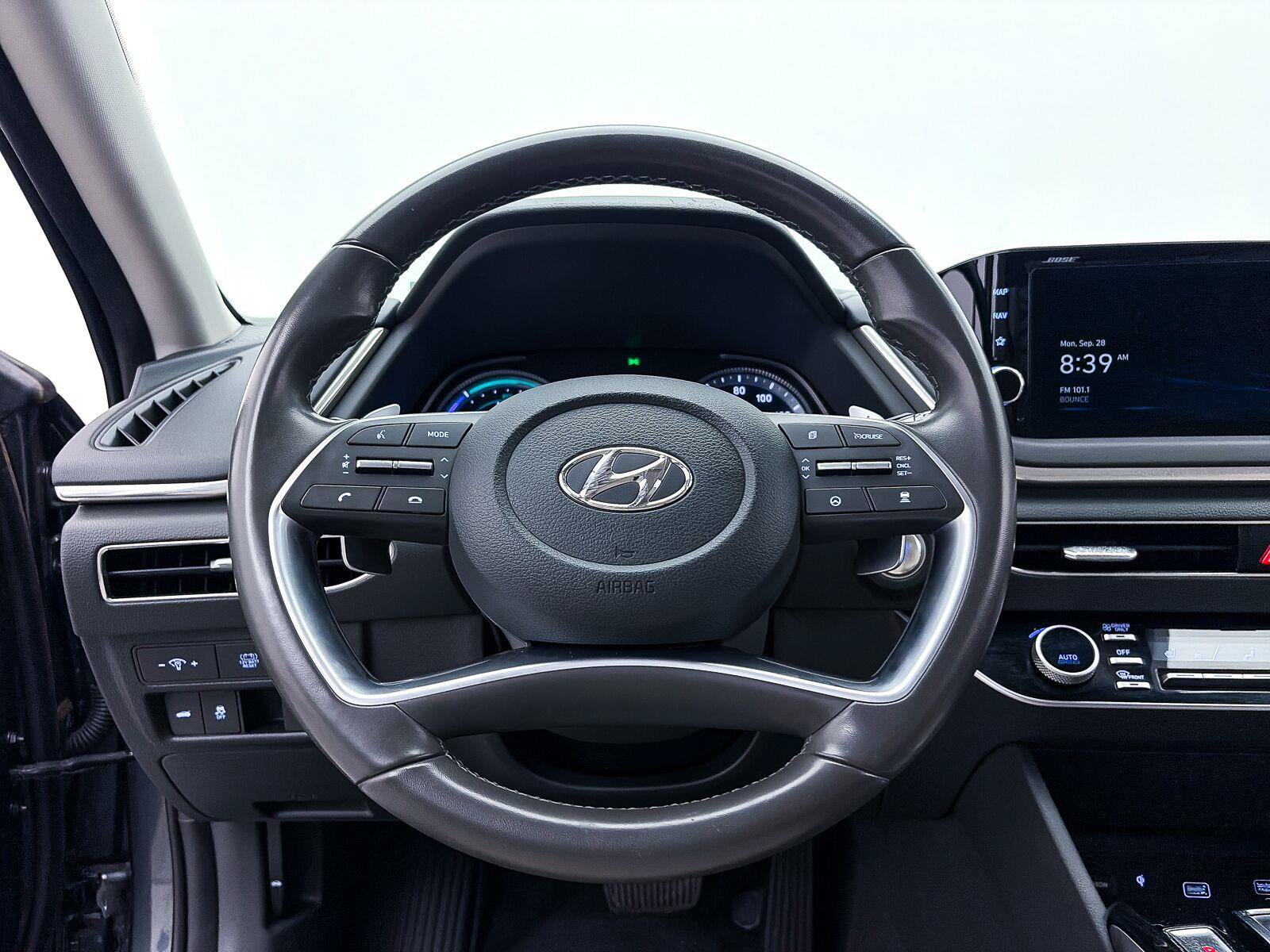 Used 2023 Hyundai Sonata SEL w/ Cargo Package FWD image 30
