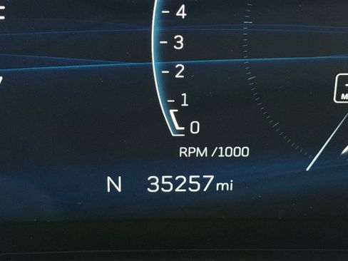 Used 2024 Cadillac XT4 Premium Luxury image 22