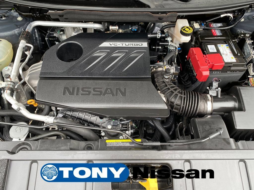 Used 2023 Nissan Rogue SV FWD image 10