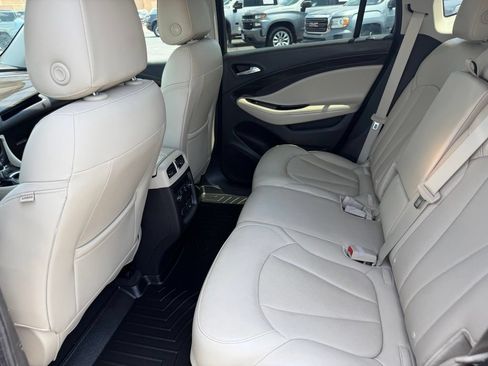 Used 2019 Buick Envision Essence FWD image 19