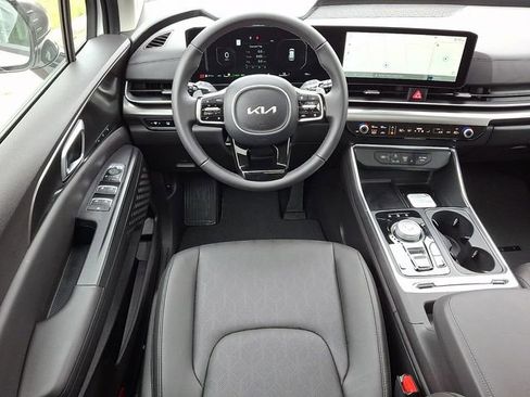New 2026 Kia Carnival SX w/ SX Dark Edition Package FWD image 10