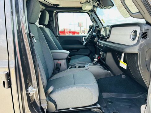 New 2025 Jeep Wrangler Sahara image 29