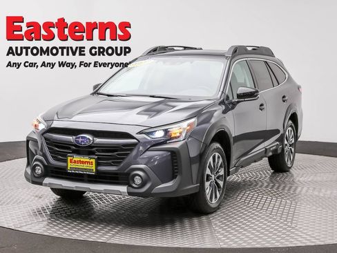 Used 2023 Subaru Outback Limited AWD/4WD image 1