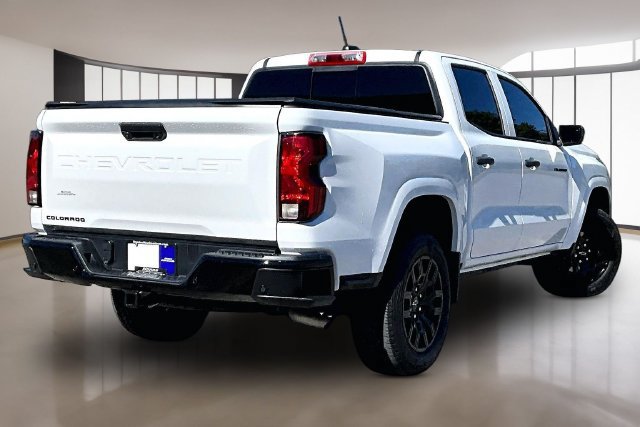 Used 2025 Chevrolet Colorado W/T w/ WT Custom Package RWD image 6