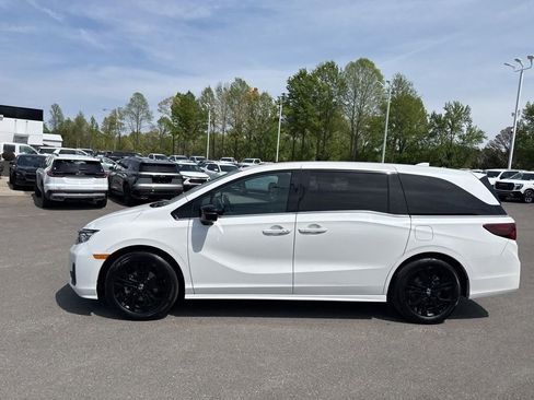 Used 2025 Honda Odyssey Sport-L image 2