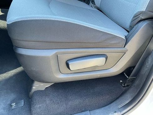 Used 2024 RAM 1500 Classic SLT image 22