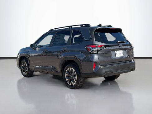 Used 2026 Subaru Forester Premium image 5