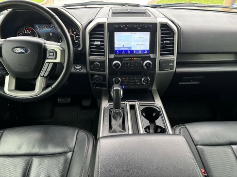 Used 2019 Ford F150 Lariat w/ Equipment Group 502A Luxury AWD/4WD image 10
