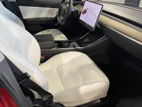 Used 2020 Tesla Model 3 Performance image 6