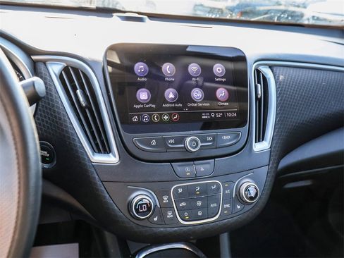 Used 2024 Chevrolet Malibu LT image 32