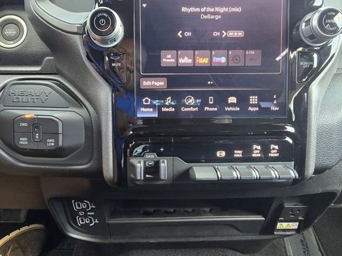 New 2025 RAM 2500 Tradesman AWD/4WD image 16