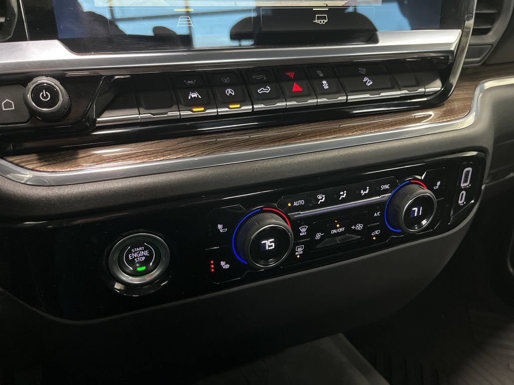 Used 2023 Chevrolet Silverado 1500 LT AWD/4WD image 14