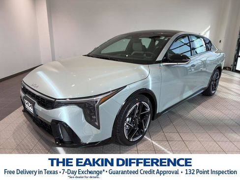 New 2026 Kia K4 GT-Line image 1