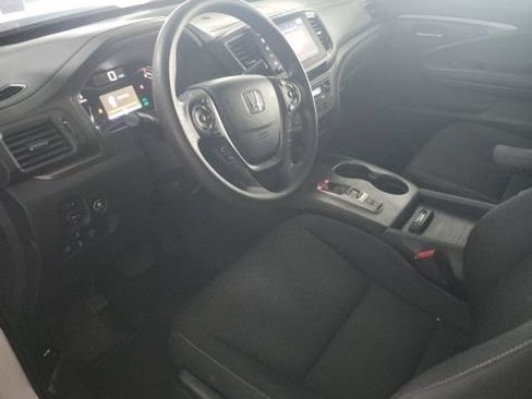 Used 2023 Honda Ridgeline Sport image 6