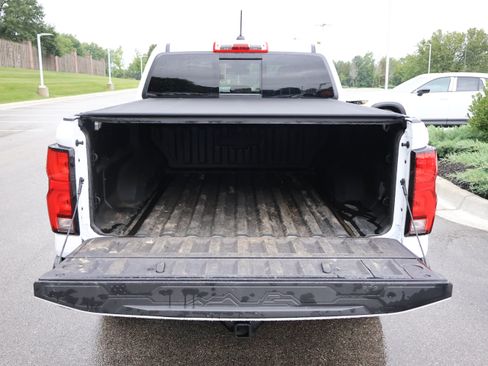 Used 2024 Chevrolet Colorado Z71 w/ LPO, Dark Essentials Package AWD/4WD image 12