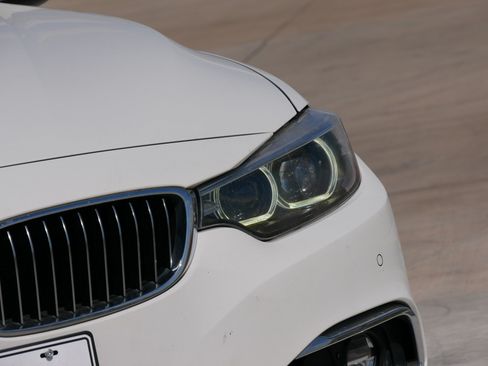 Used 2018 BMW 430i Convertible RWD image 12