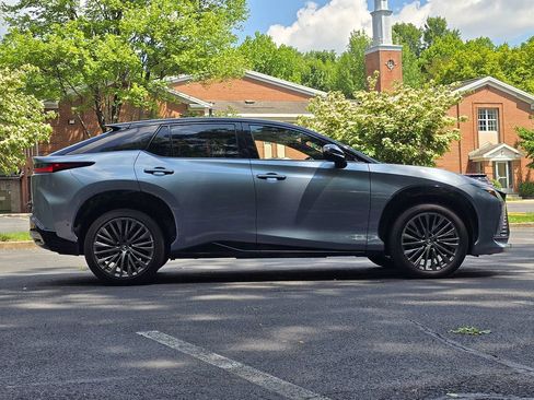 Used 2023 Lexus RZ 450e Premium w/ Accessory Package (Z1) image 7