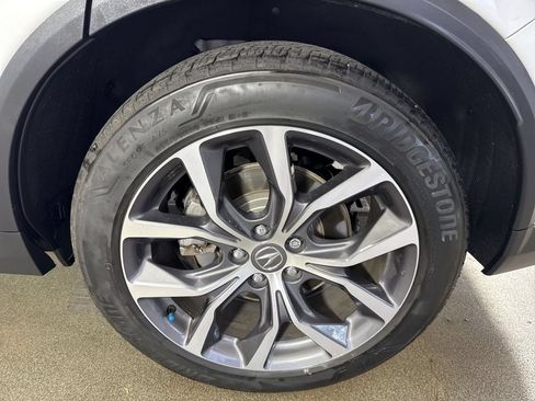 Used 2024 Acura MDX SH-AWD w/ Technology Package image 6