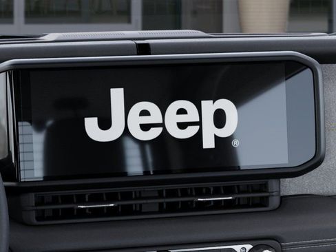 New 2026 Jeep Wrangler Unlimited Sahara AWD/4WD image 18