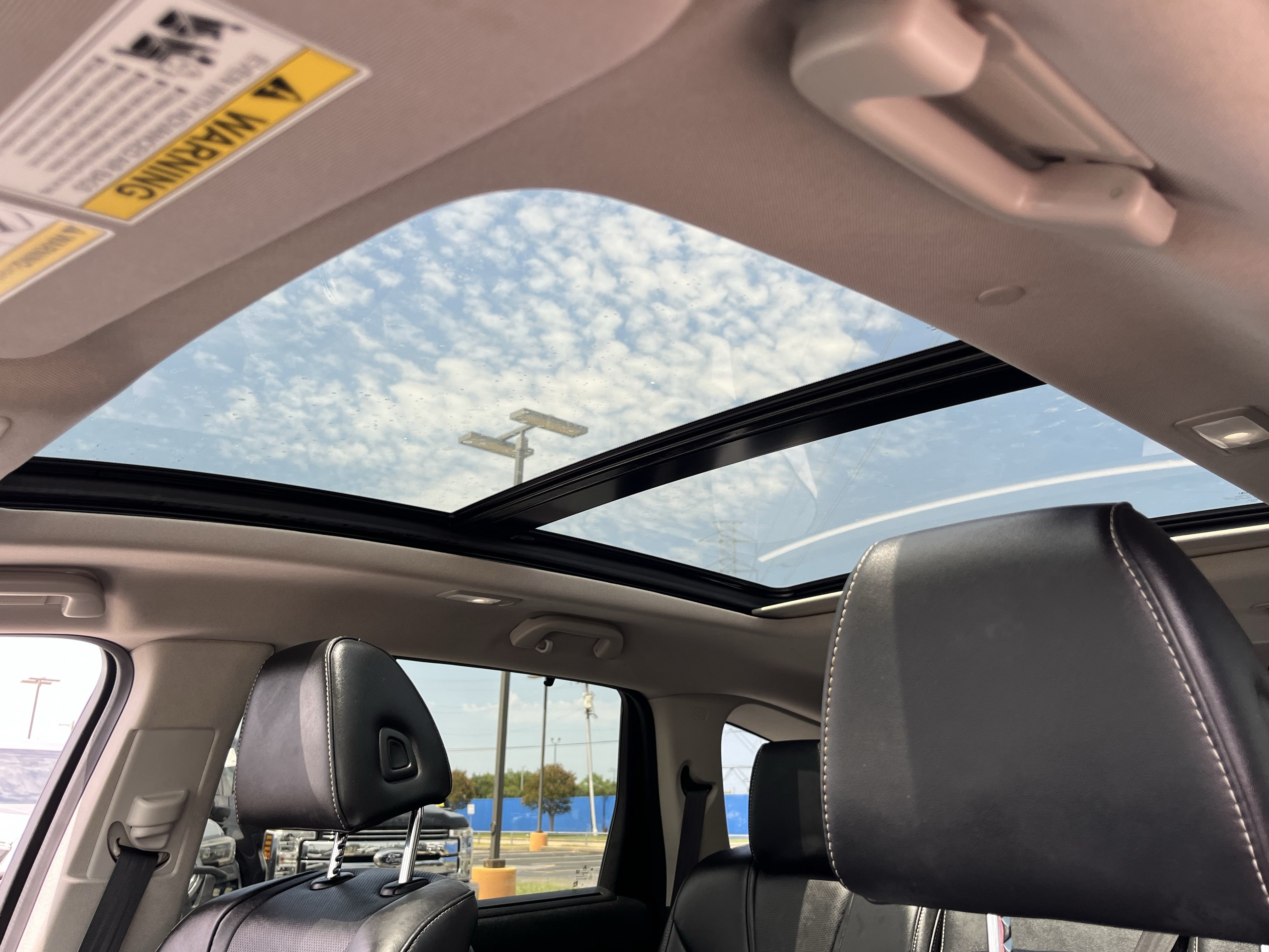 Used 2022 Acura MDX w/ Technology Package FWD image 9