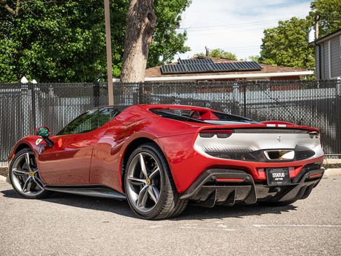 Used 2023 Ferrari 296 GTS RWD image 22