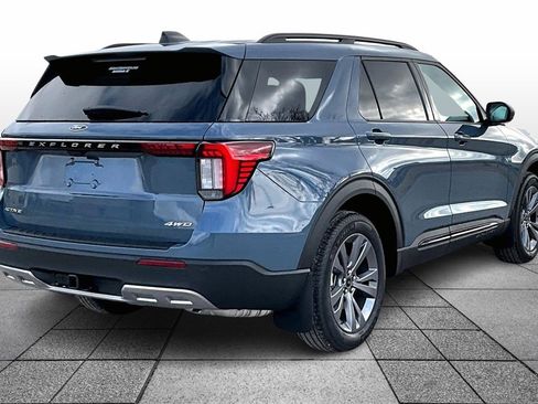 New 2026 Ford Explorer Active w/ Active Comfort Package image 9