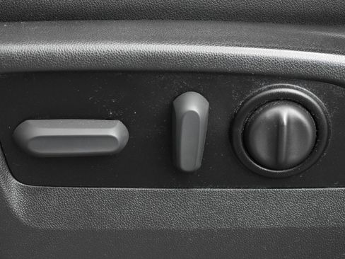 Used 2022 GMC Sierra 2500 AT4 image 14