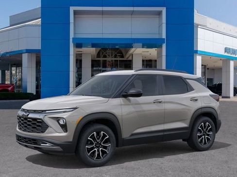 New 2026 Chevrolet TrailBlazer ACTIV w/ Driver Confidence Package image 2