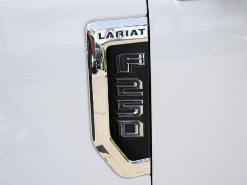 Used 2020 Ford F250 Lariat w/ Lariat Value Package image 47