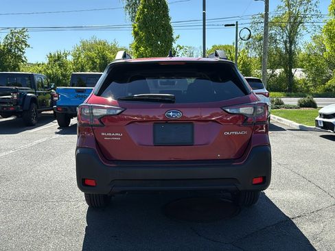 Used 2023 Subaru Outback Premium AWD/4WD image 7